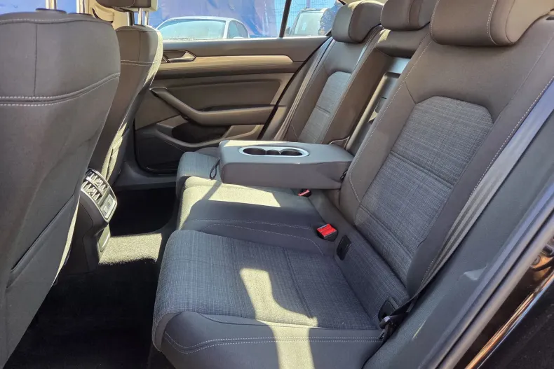 Volkswagen Passat din 2020 cu 95.160 km - oferta VOL123817 - foto 22