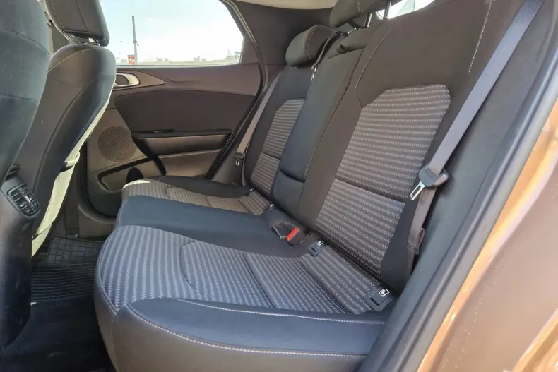 Kia XCeed din 2021 cu 70.600 km - oferta KIA123818 - foto 21