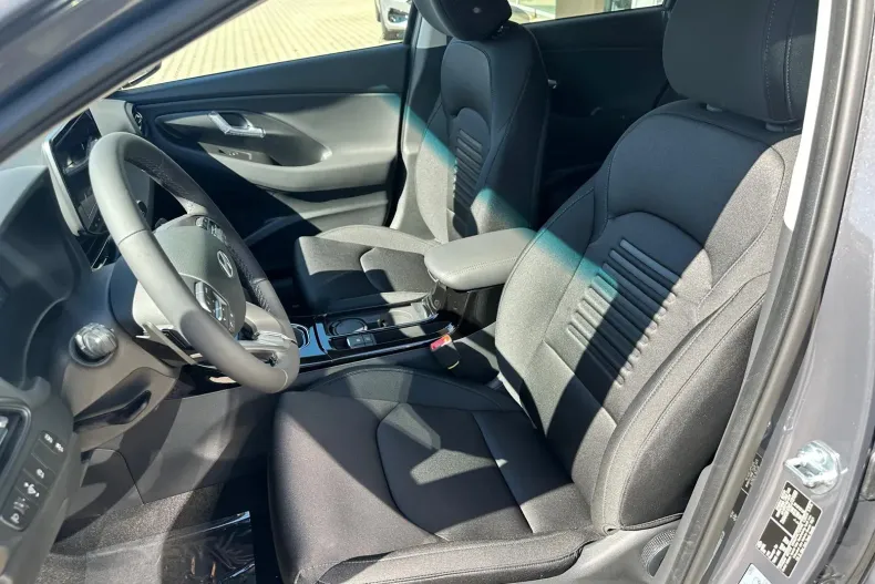 Hyundai i30 din 2025 cu 1 km - oferta HYU123824 - foto 5