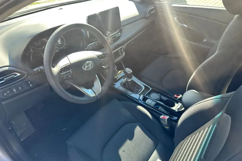 Hyundai i30 din 2025 cu 1 km - oferta HYU123827 - foto 4