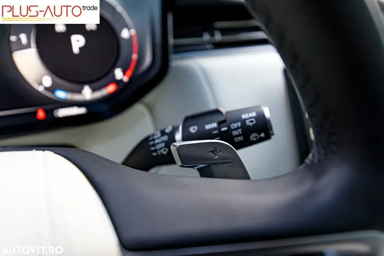 Land Rover Range Rover din 2023 cu 30.000 km - oferta LAN123842 - foto 31