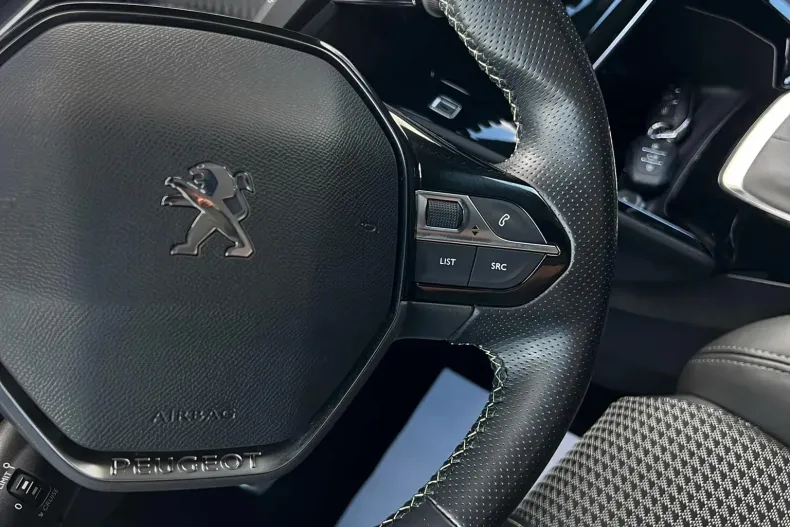 Peugeot 208 din 2020 cu 130.586 km - oferta PEU123845 - foto 26