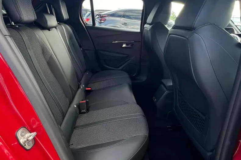 Peugeot 208 din 2020 cu 130.586 km - oferta PEU123845 - foto 28