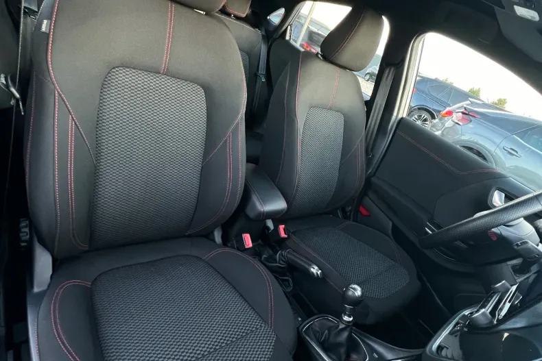 Ford Puma din 2023 cu 101.807 km - oferta FOR123846 - foto 16