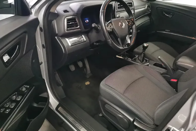 Ssangyong Tivoli din 2021 cu 109.000 km - oferta SSA123852 - foto 3