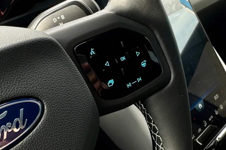 Ford Capri din 2025 cu 1.500 km - oferta FOR123856 - foto 11