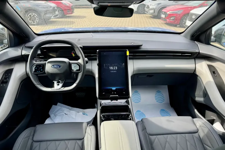 Ford Capri din 2025 cu 1.500 km - oferta FOR123856 - foto 13