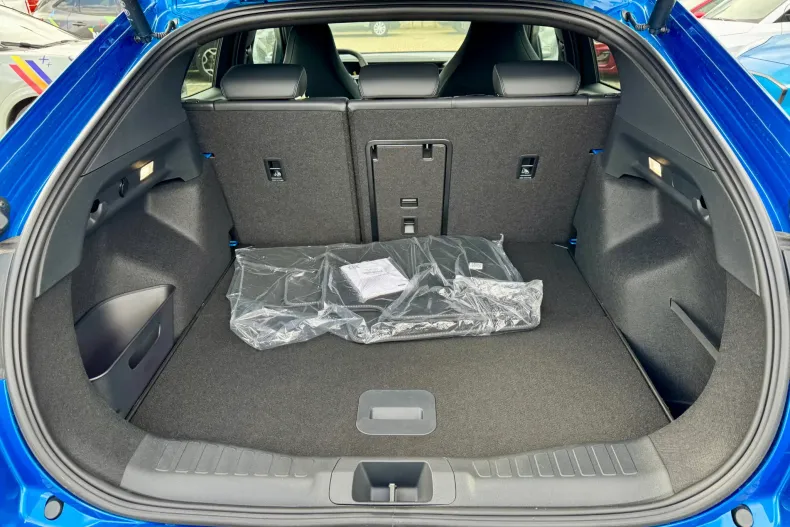 Ford Capri din 2025 cu 1.500 km - oferta FOR123856 - foto 19