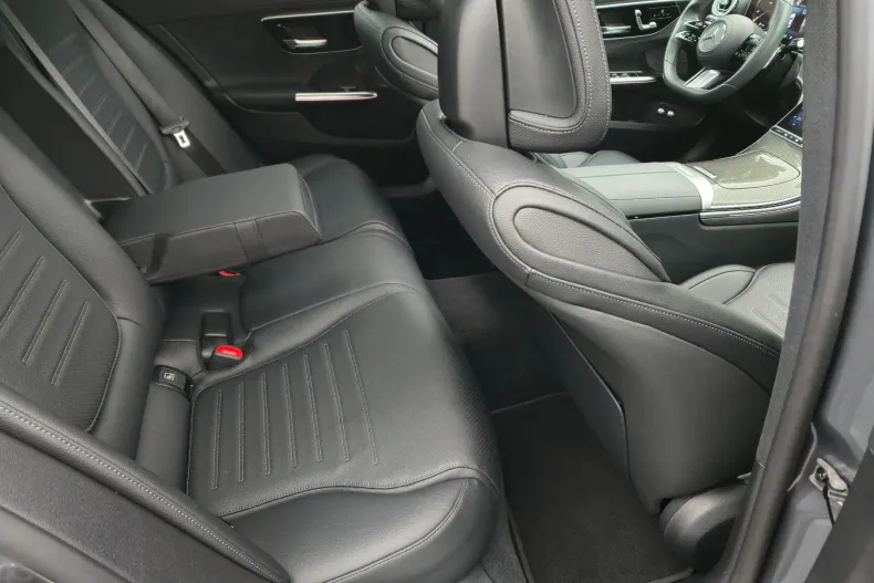 Mercedes-Benz C din 2022 cu 36.500 km - oferta MER123859 - foto 28