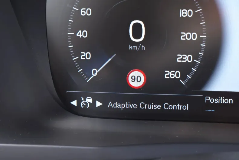 Volvo XC90 din 2020 cu 178.200 km - oferta VOL123863 - foto 15