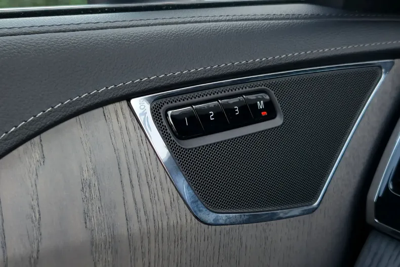 Volvo XC90 din 2020 cu 178.200 km - oferta VOL123863 - foto 20