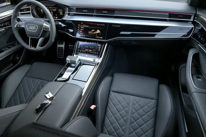 Audi A8 din 2025 cu 500 km - oferta AUD123866 - foto 6