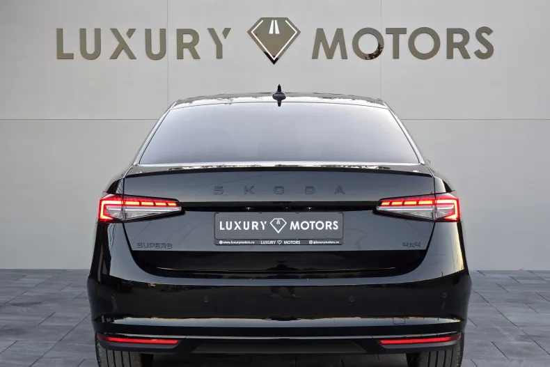 Skoda Superb din 2025 cu 6.500 km - oferta SKO123867 - foto 18