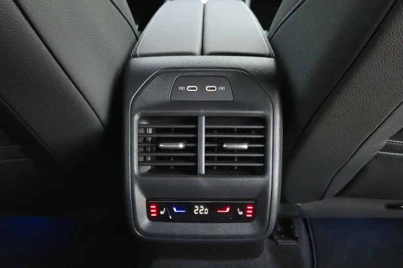 Skoda Superb din 2025 cu 6.500 km - oferta SKO123867 - foto 32