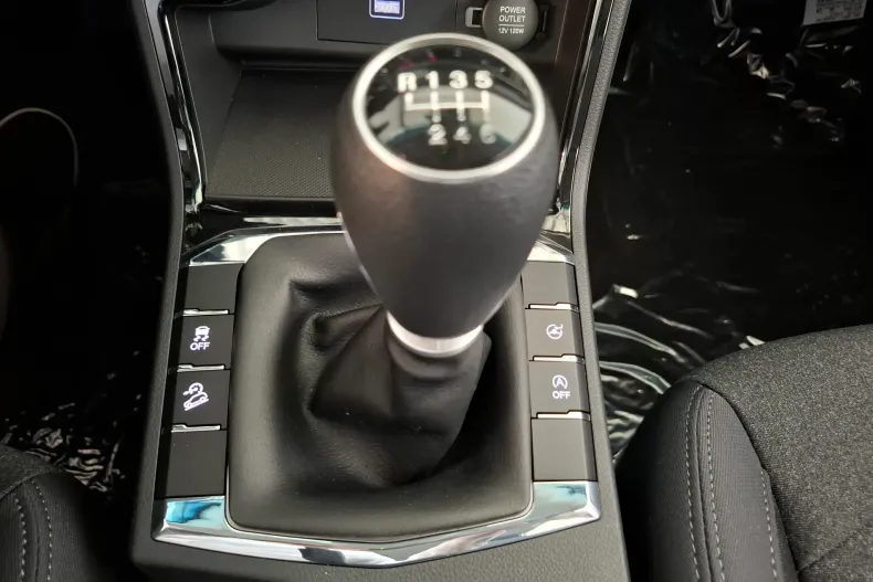 KG Mobility Korrando din 2025 cu 9 km - oferta KGM123873 - foto 16