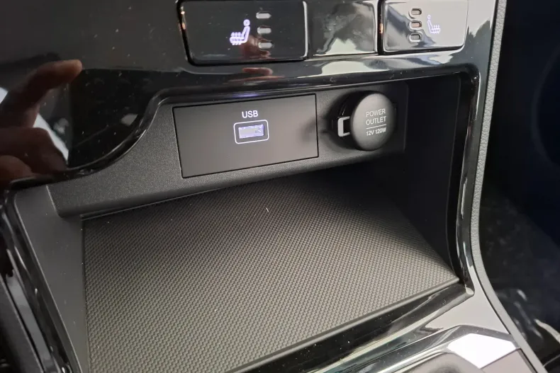 KG Mobility Korrando din 2025 cu 9 km - oferta KGM123873 - foto 19