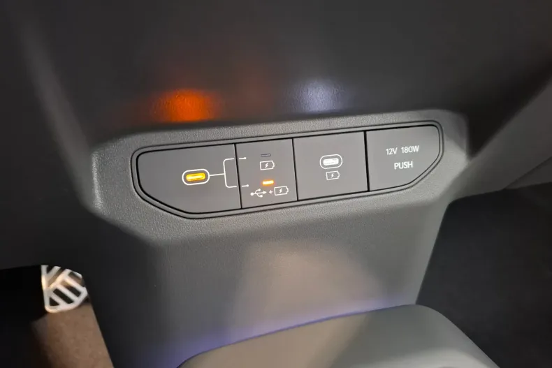 Kia EV3 din 2025 cu 1 km - oferta KIA123881 - foto 27