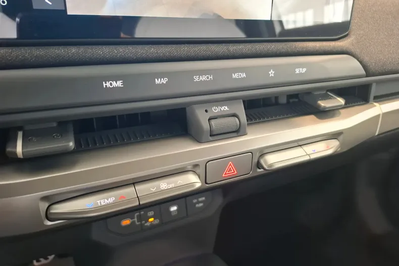 Kia EV3 din 2025 cu 1 km - oferta KIA123881 - foto 30