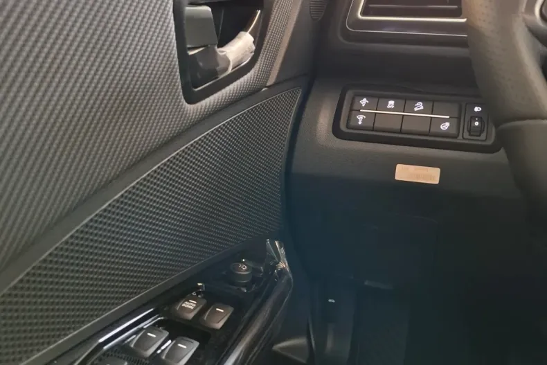 Ssangyong Tivoli din 2024 cu 8 km - oferta SSA123885 - foto 14