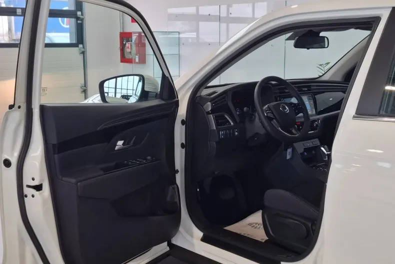 Ssangyong Korando din 2024 cu 8 km - oferta SSA123886 - foto 6