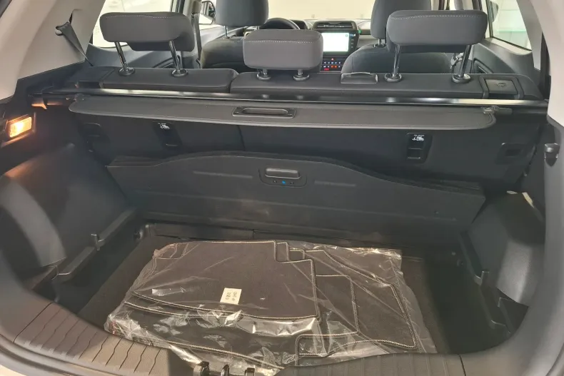 Ssangyong Tivoli din 2024 cu 8 km - oferta SSA123887 - foto 38