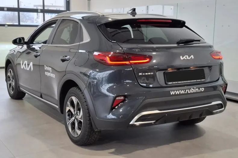 Kia XCeed din 2024 cu 1.400 km - oferta KIA123889 - foto 3