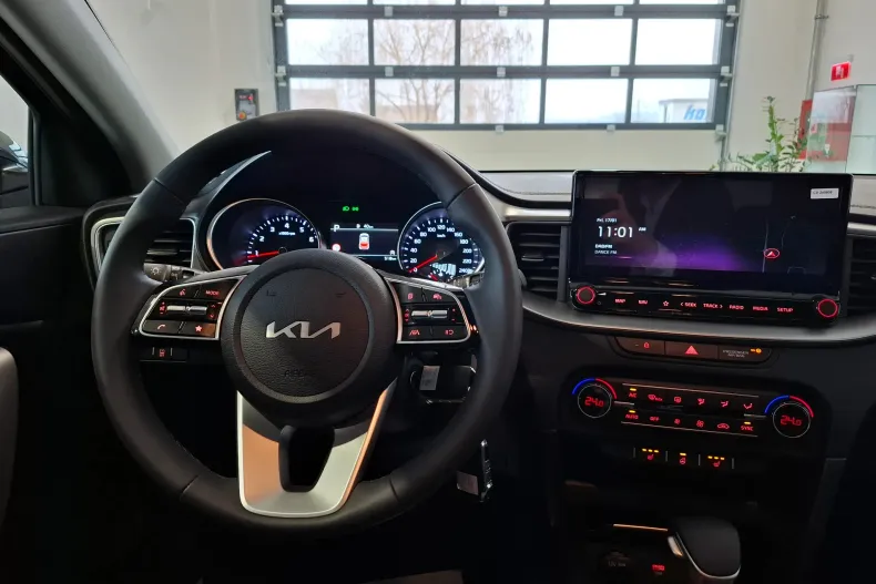 Kia XCeed din 2024 cu 1.400 km - oferta KIA123889 - foto 7