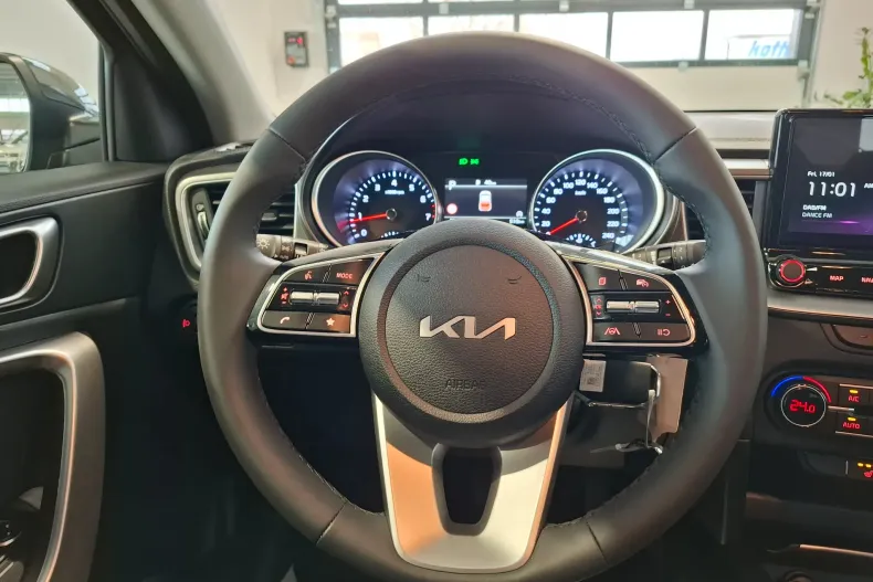 Kia XCeed din 2024 cu 1.400 km - oferta KIA123889 - foto 13