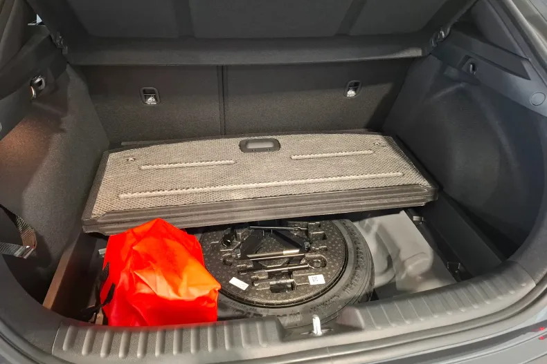 Kia XCeed din 2024 cu 1.400 km - oferta KIA123889 - foto 26