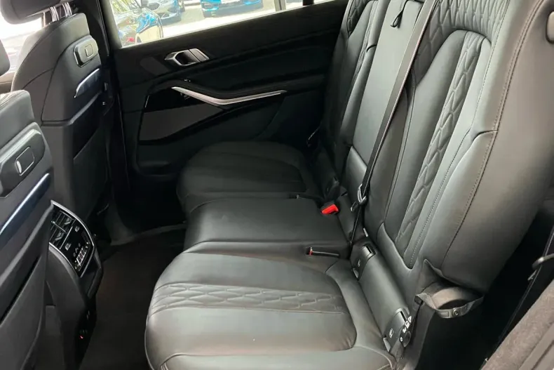 BMW X7 din 2024 cu 5.050 km - oferta BMW123917 - foto 8