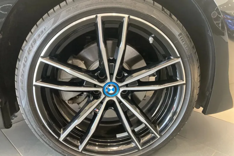 BMW Seria 3 din 2023 cu 7.400 km - oferta BMW123924 - foto 14