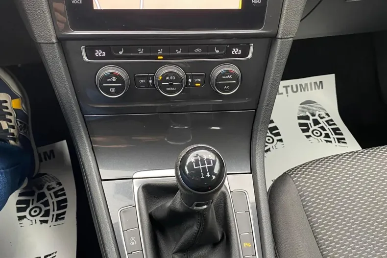 Volkswagen Golf din 2020 cu 144.000 km - oferta VOL123929 - foto 16