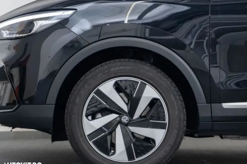 MG ZS EV din 2023 cu 7.900 km - oferta MG0123931 - foto 8