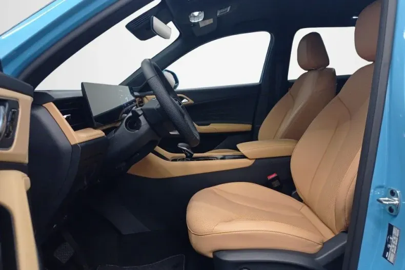 MG HS din 2025 cu 2.000 km - oferta MG0123933 - foto 9