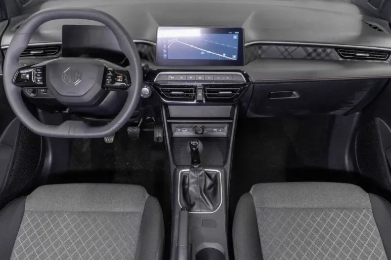 MG MG3 din 2024 cu 2.400 km - oferta MG0123937 - foto 11