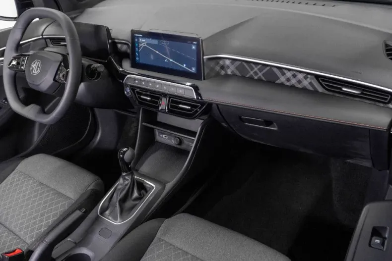 MG MG3 din 2024 cu 2.400 km - oferta MG0123937 - foto 12