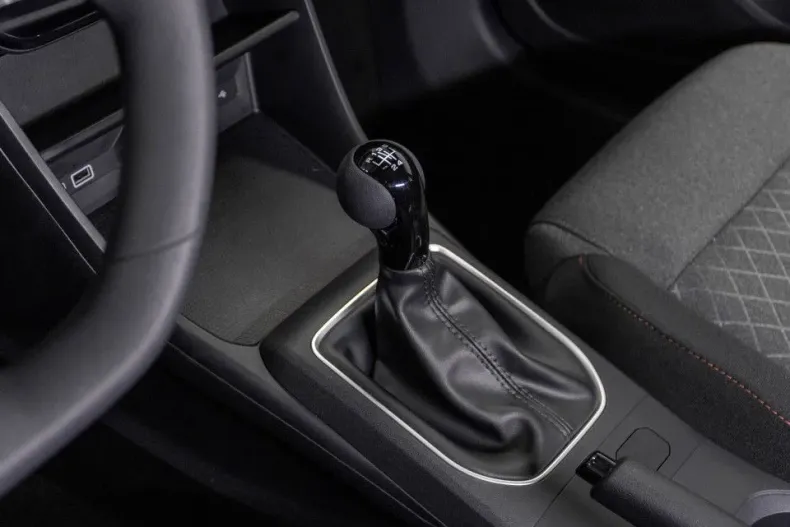 MG MG3 din 2024 cu 2.400 km - oferta MG0123937 - foto 23