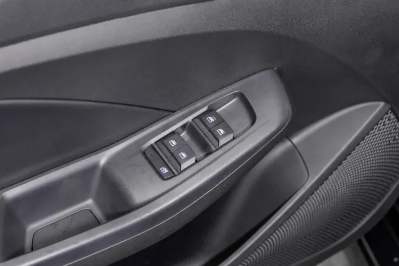 MG MG3 din 2024 cu 2.400 km - oferta MG0123937 - foto 25