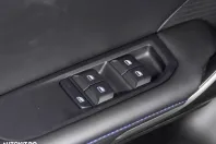 MG MG4 din 2023 cu 6.100 km - oferta MG0123939 - foto 13