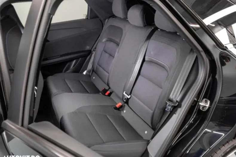 MG MG4 din 2023 cu 6.100 km - oferta MG0123939 - foto 15