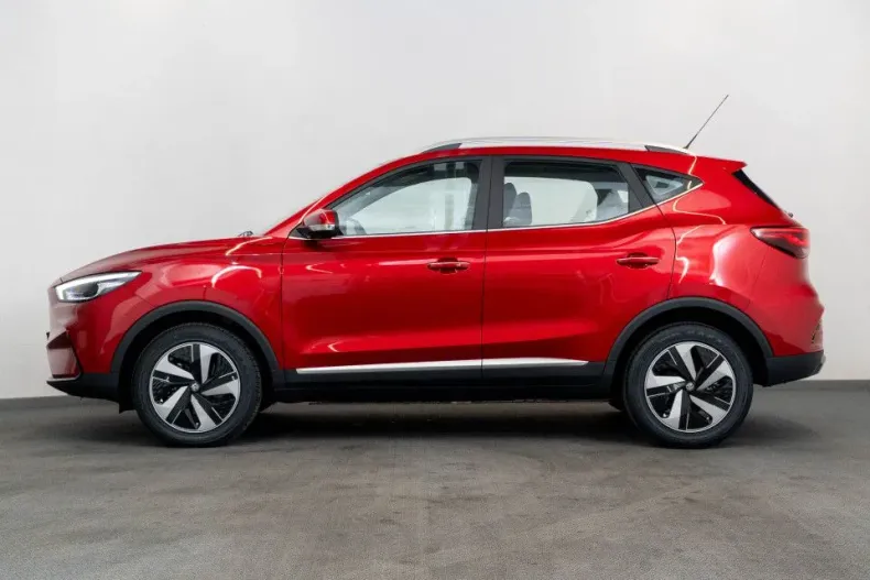 MG ZS EV din 2024 cu 5 km - oferta MG0123940 - foto 2