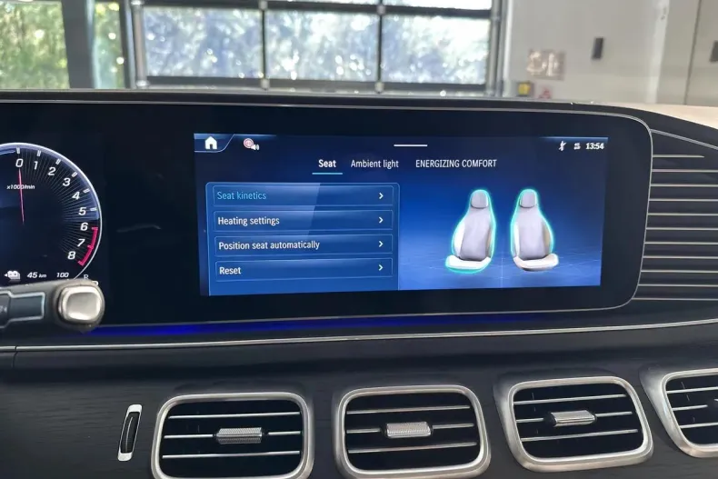 Mercedes-Benz GLE din 2024 cu 5.559 km - oferta MER123961 - foto 19