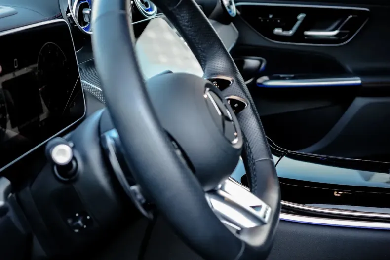 Mercedes-Benz GLC din 2024 cu 9.900 km - oferta MER123974 - foto 12