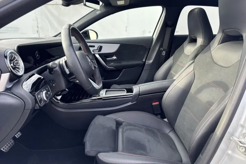 Mercedes-Benz A din 2023 cu 12.853 km - oferta MER123981 - foto 13