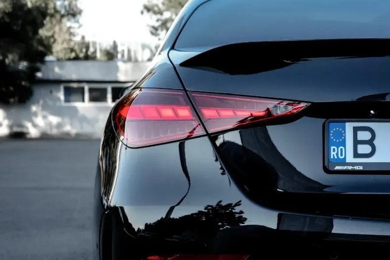 Mercedes-Benz C din 2023 cu 13.787 km - oferta MER123983 - foto 7