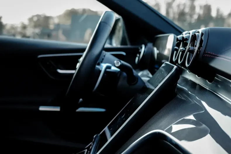 Mercedes-Benz C din 2023 cu 13.787 km - oferta MER123983 - foto 19