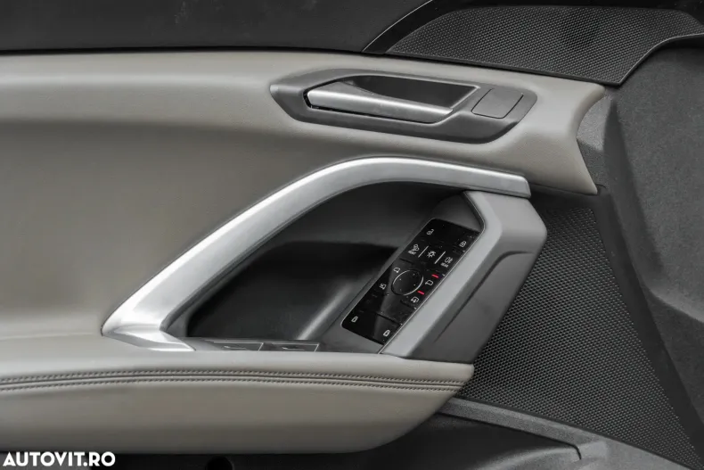 Audi Q5 din 2025 cu 9.900 km - oferta AUD123988 - foto 17