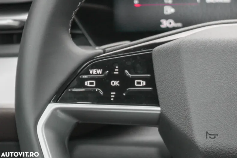 Audi Q5 din 2025 cu 9.900 km - oferta AUD123988 - foto 18