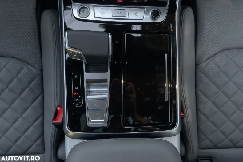 Audi Q8 din 2025 cu 9.600 km - oferta AUD123996 - foto 21