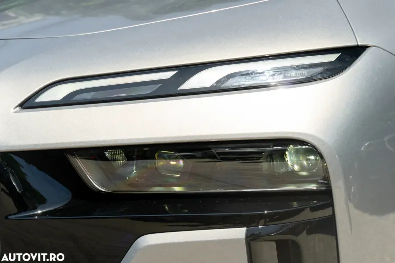 BMW Seria 7 din 2025 cu 10.900 km - oferta BMW124000 - foto 24